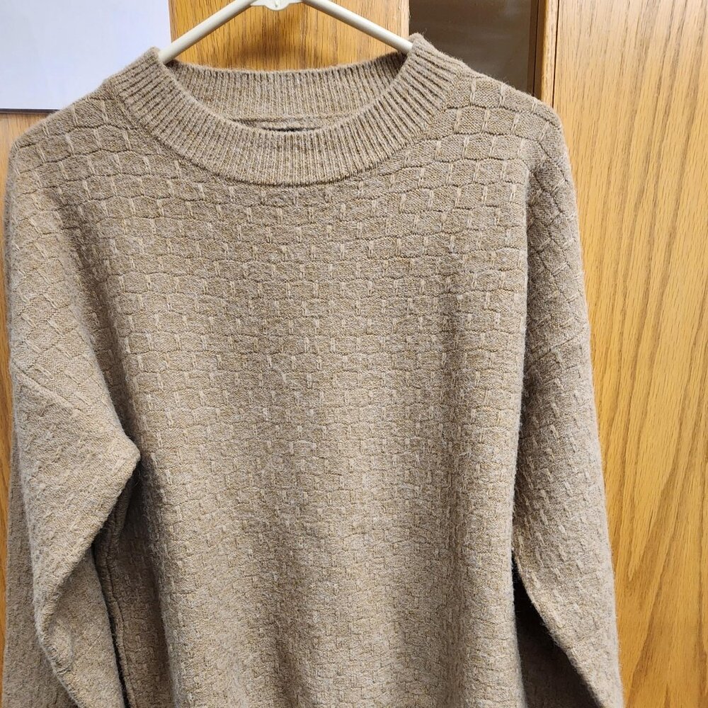 Coco & Carmen sweater